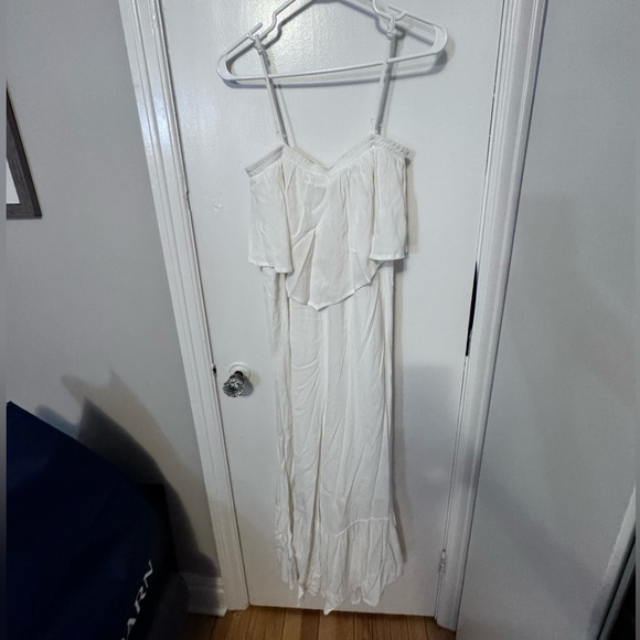 Size M white smocked Noisy May ruffled spaghetti strap romper - Picture 3 of 10